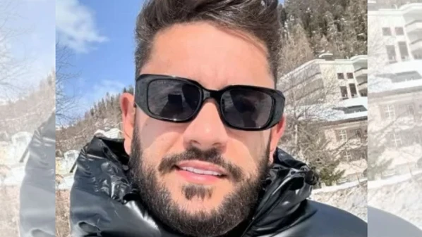 Marcos Vinícius Portugal Santos, 41 anos, dirigia o carro quando uma moto com dois homens se aproximou; ele estava com o filho e a nora, ambos de 20 anos, e trafegava pela avenida Ayrton Senna