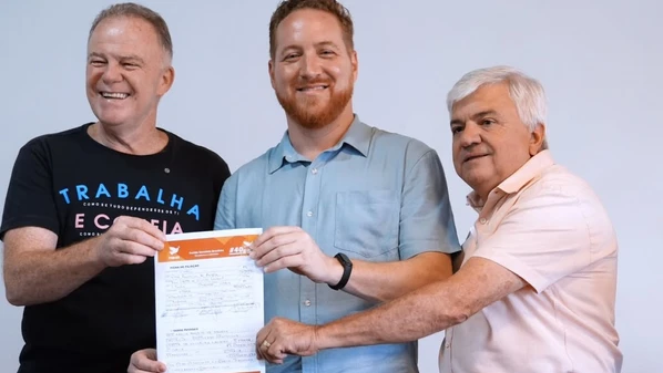 A filiação contou com a bênção do governador do Espírito Santo, Renato Casagrande, líder socialista em território capixaba