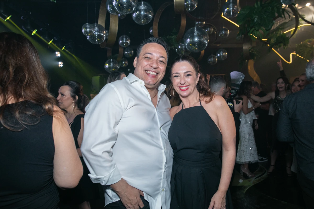 Aniversário de 50 anos de Letícia Abaurre