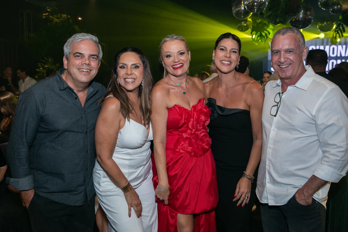 Aniversário de 50 anos de Letícia Abaurre