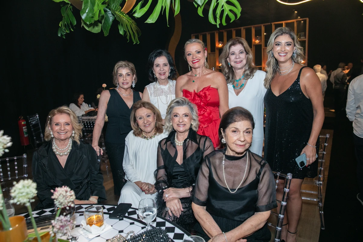 Aniversário de 50 anos de Letícia Abaurre