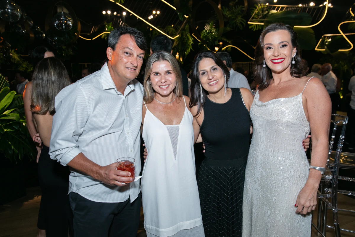 Aniversário de 50 anos de Letícia Abaurre