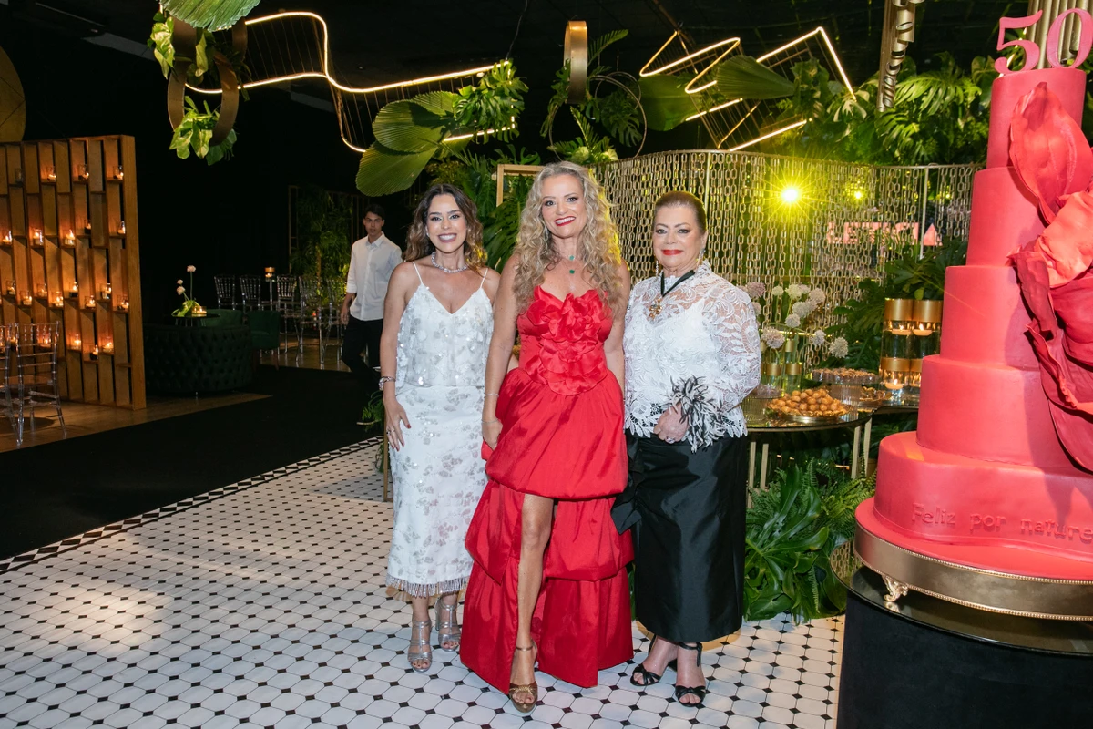 Aniversário de 50 anos de Letícia Abaurre