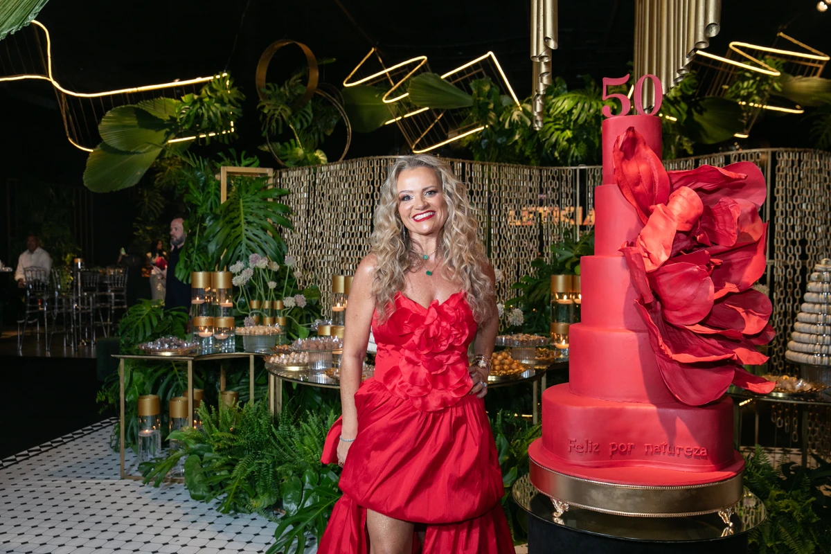 Aniversário de 50 anos de Letícia Abaurre