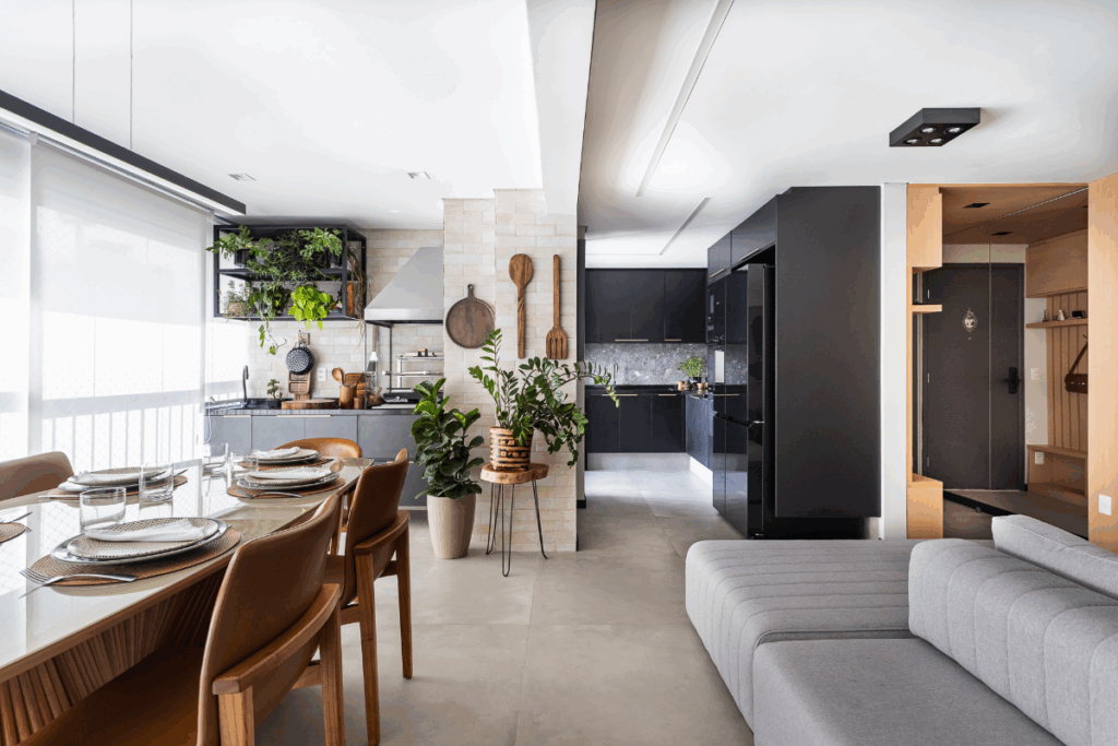 Materiais naturais e arte nacional reforçam autenticidade e pertencimento (Projeto: Camila Palladino | Imagem: David Aranha)