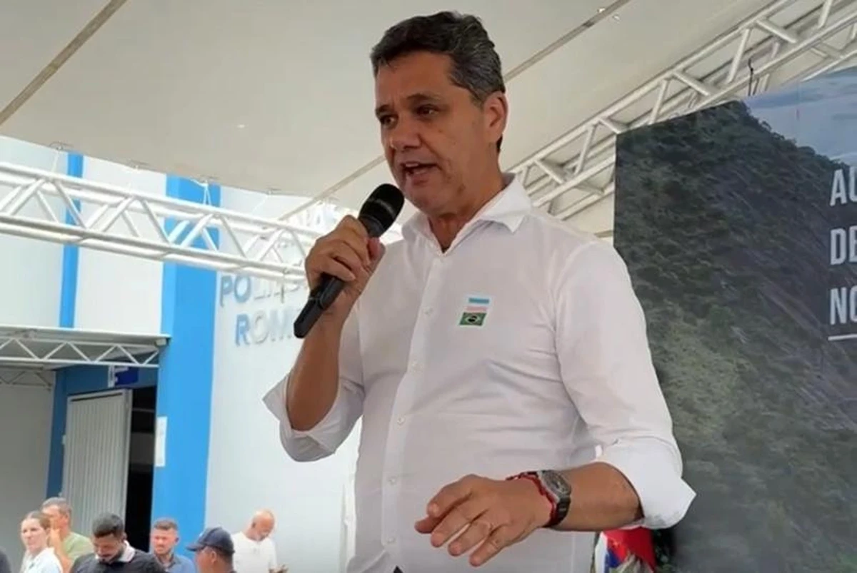 Vice-governador Ricardo Ferraço discursa em Iúna