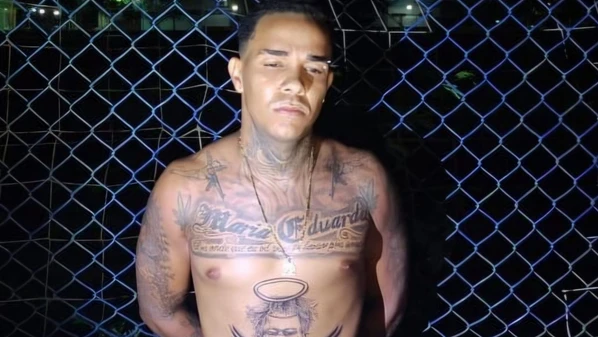 Homem tinha mandado de prisão por homicídio qualificado; segundo a polícia, ele tinha ligação direta com  Edgar Alves de Andrade, o "Doca", da facção carioca