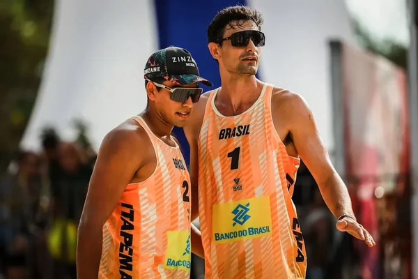 André Stein e Renato, dupla de vôlei de praia