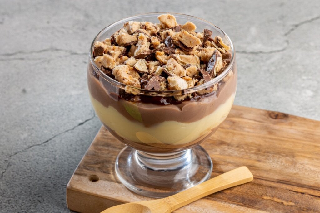 Pavê de chocolate com bombom (Imagem: WS-Studio | Shutterstock)