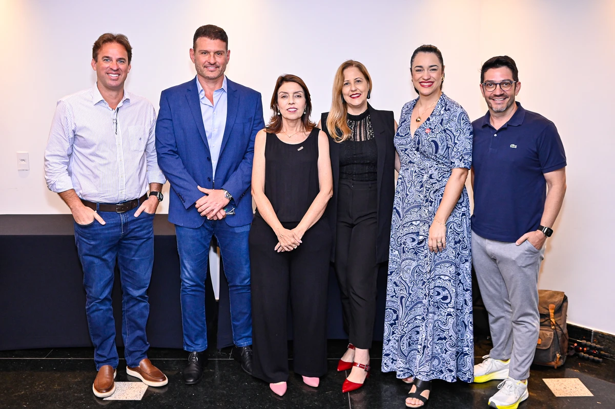 Gustavo Knupp, Fabio Junger, Leonelle Lamas, Jaqueline Guerra, Carleandra e Marcelo Braga 