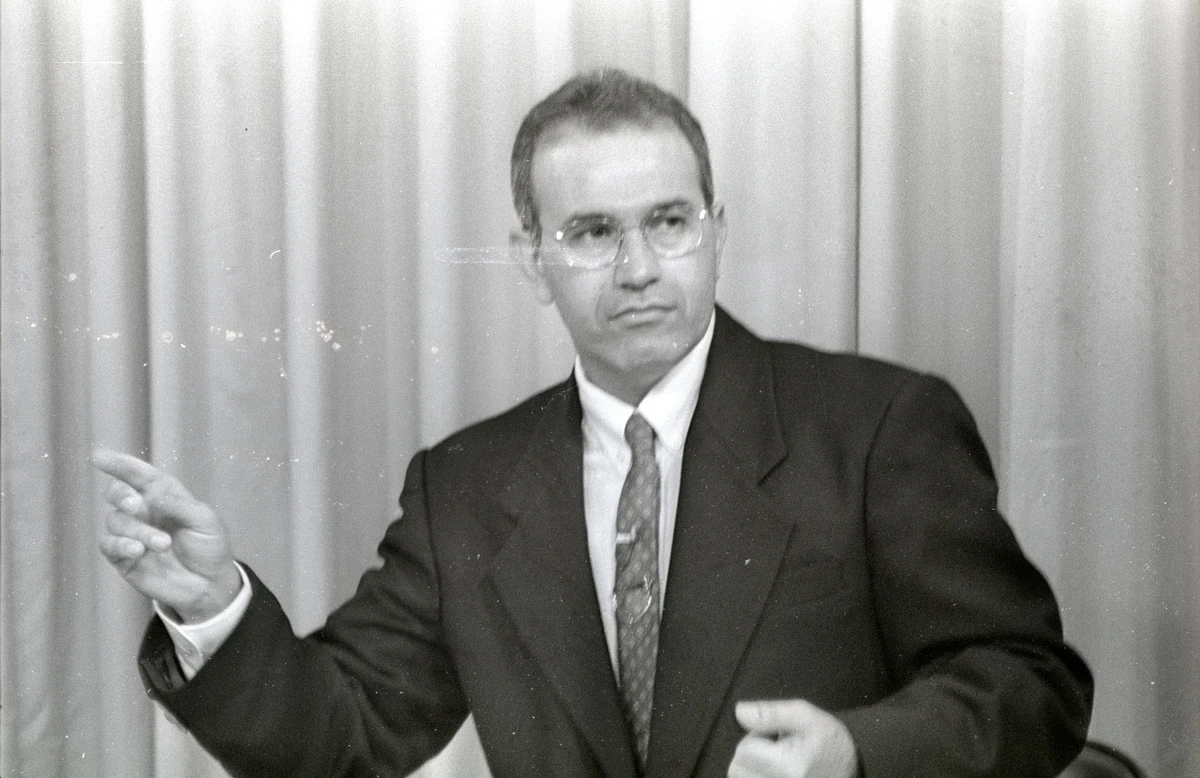 Jornalista Abdo Chequer, em 1994 por Carlito Medeiros