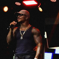 Cantor Gamadinho faz tour no ES