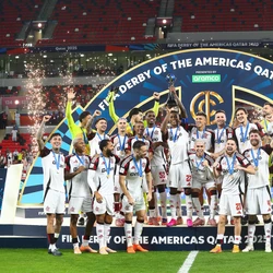 Flamengo venceu o Cruz Azul por 2 a 1 nesta quarta-feira (10)