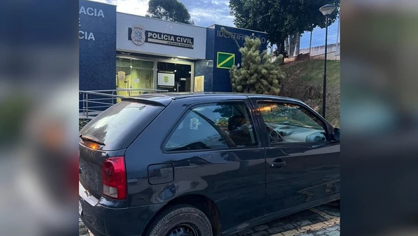 Ana Carolina Fossi de Azevedo, de 23 anos, e Jean Oliveira Machado, de 22, já havia sido feridos em uma colisão anterior quando foram atingidos por um carro que desviava da interdição