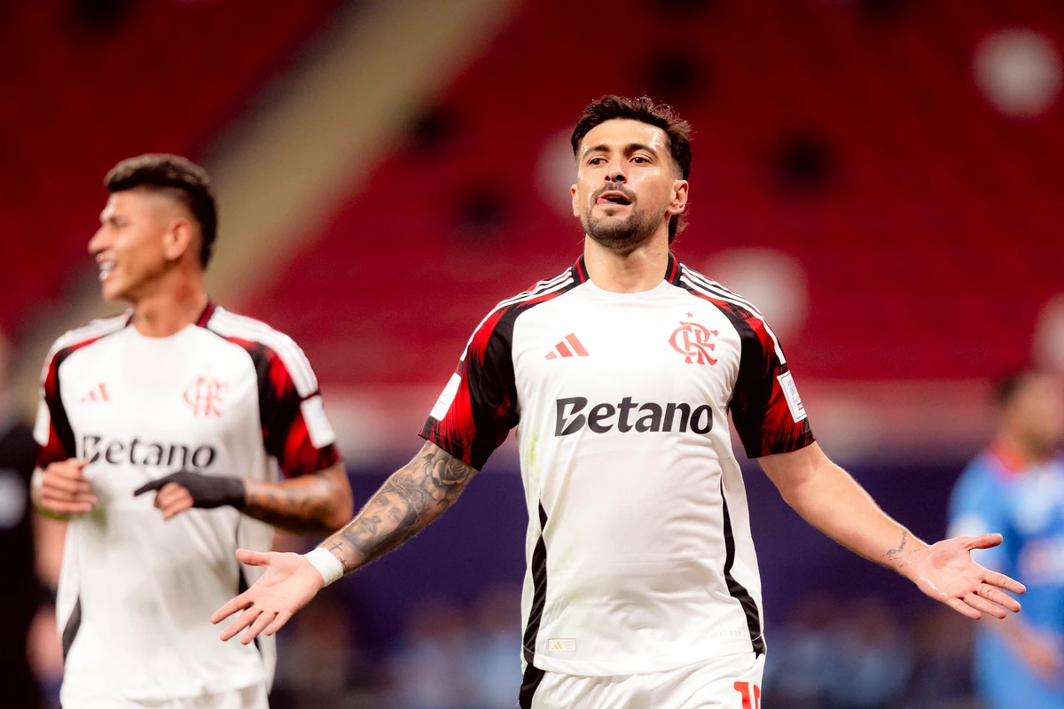 Flamengo vence o Cruz Azul no Derby das Américas 2025