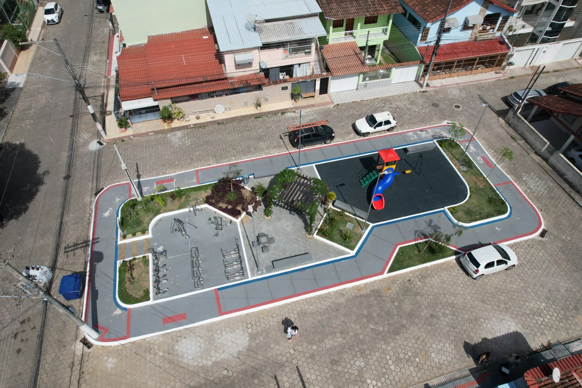 Praça no bairro Vila Rica, em Aracruz.