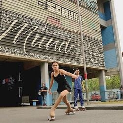 Escola pública, que enfrentou invasões, furtos e episódios de violência, ganhou prêmio internacional com aposta em projetos extracurriculares e inspiração em modelo cubano.