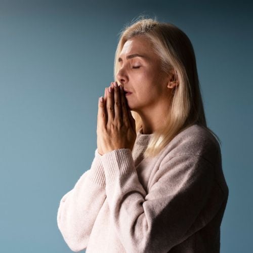 Imagem - 3 orações poderosas para abrir caminhos em 2026