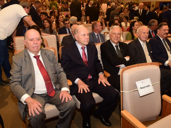 A desembargadora Janete Vargas Simões toma psse como presidente do TJ-ES. Ela é a primeira mulher nesse cargo  por Carlos Alberto Silva