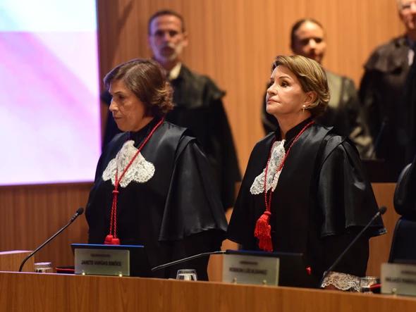 A desembargadora Janete Vargas Simões toma psse como presidente do TJ-ES. Ela é a primeira mulher nesse cargo  por Carlos Alberto Silva