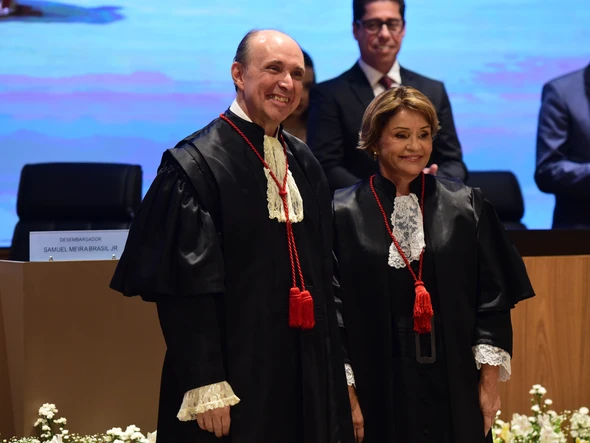 A desembargadora Janete Vargas Simões toma psse como presidente do TJ-ES. Ela é a primeira mulher nesse cargo  por Carlos Alberto Silva