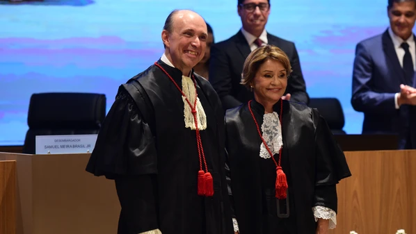 A desembargadora Janete Vargas Simões assumiu a presidência do Tribunal de Justiça em cerimônia realizada nesta quinta-feira (11)