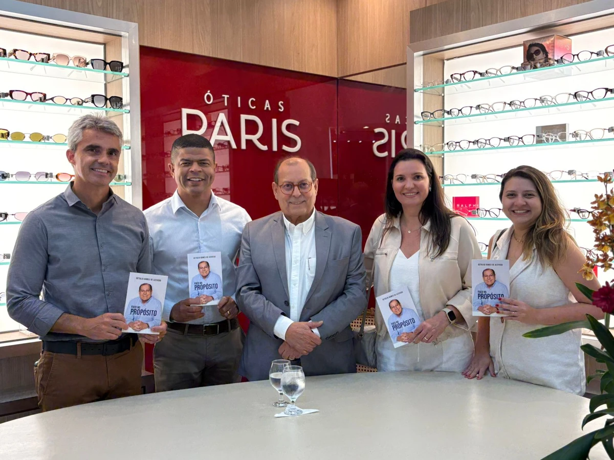 Bruno Passoni, Giliard Ferreira, Getúlio Azevedo, Leila Marchesi e Carol Lima