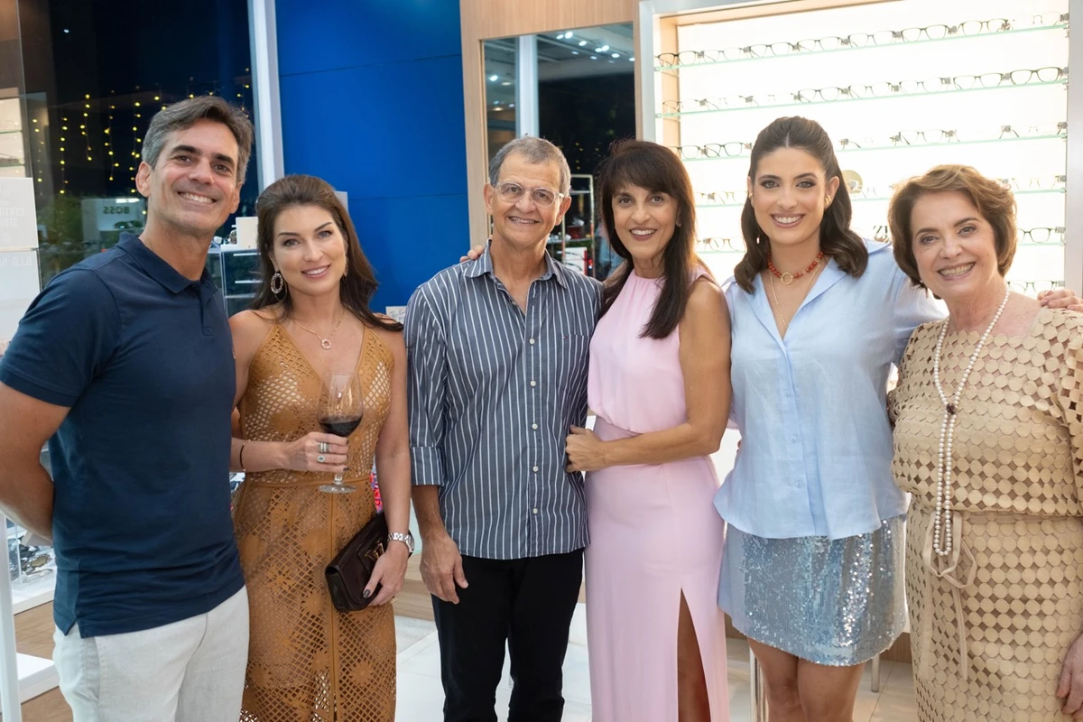 Mariana Azevedo, Claudio Monjardin, Mauricio Nascimento, Christiane Scarpati, Ana Luiza e Denise Azevedo