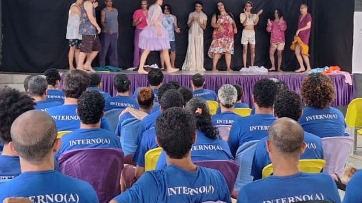 Unidade prisional promove apresentação teatral com internos e internas LGBTQIA+