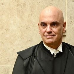 Aliados do governo celebraram decisão; poucos parlamentares da oposição se manifestaram