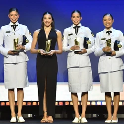 Sofia Madeira e as outras quatro bimedalhistas mundiais foram homenageadas no Prêmio Brasil Olímpico desta quinta-feira (11)