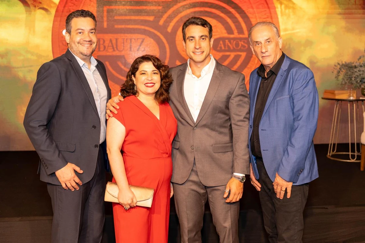 Arthur Galvão, Licia Buzzato, Arthur e Carlos Bautz 