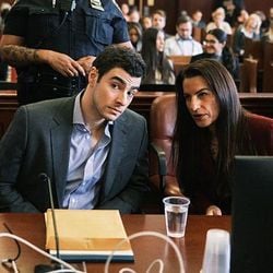 Promotores exibiram dezenas de vídeos e entrevistaram testemunhas do dia da prisão de acusado de matar CEO da United Healthcare.