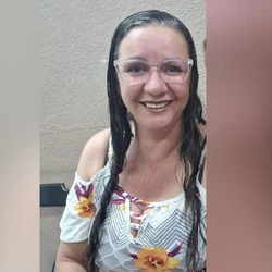 Testemunhas relataram que o carro trafegava em alta velocidade no momento da colisão e a bicicleta seguia pelo acostamento. Condutor foi autuado em flagrante por homicídio, embriaguez ao volante e omissão de socorro