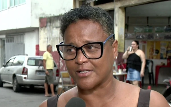 Elaine Siqueira é vigilante e  mora na comunidade do Morro do Quadro e Cabral