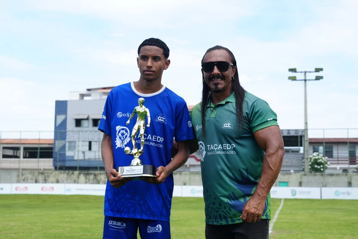 Kauan Batista, melhor jogador da Taça EDP das Comunidades por Fernando Madeira