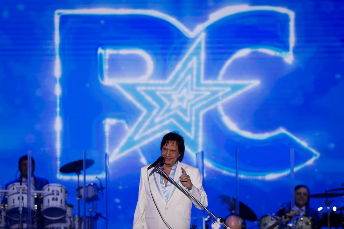 Roberto Carlos recebeu os convidados João Gomes, Fafá de Belém, Supla e Sophie Charlotte