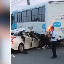 Caso aconteceu na Avenida Lagoa Juara, próximo ao Terminal de Jacaraípe; duas pessoas ficaram feridas e levadas para o hospital