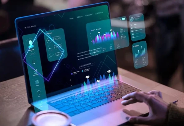 Ao novo currículo foram incorporadas disciplinas obrigatórias de machine learning (aprendizado de máquina) e inteligência computacional
