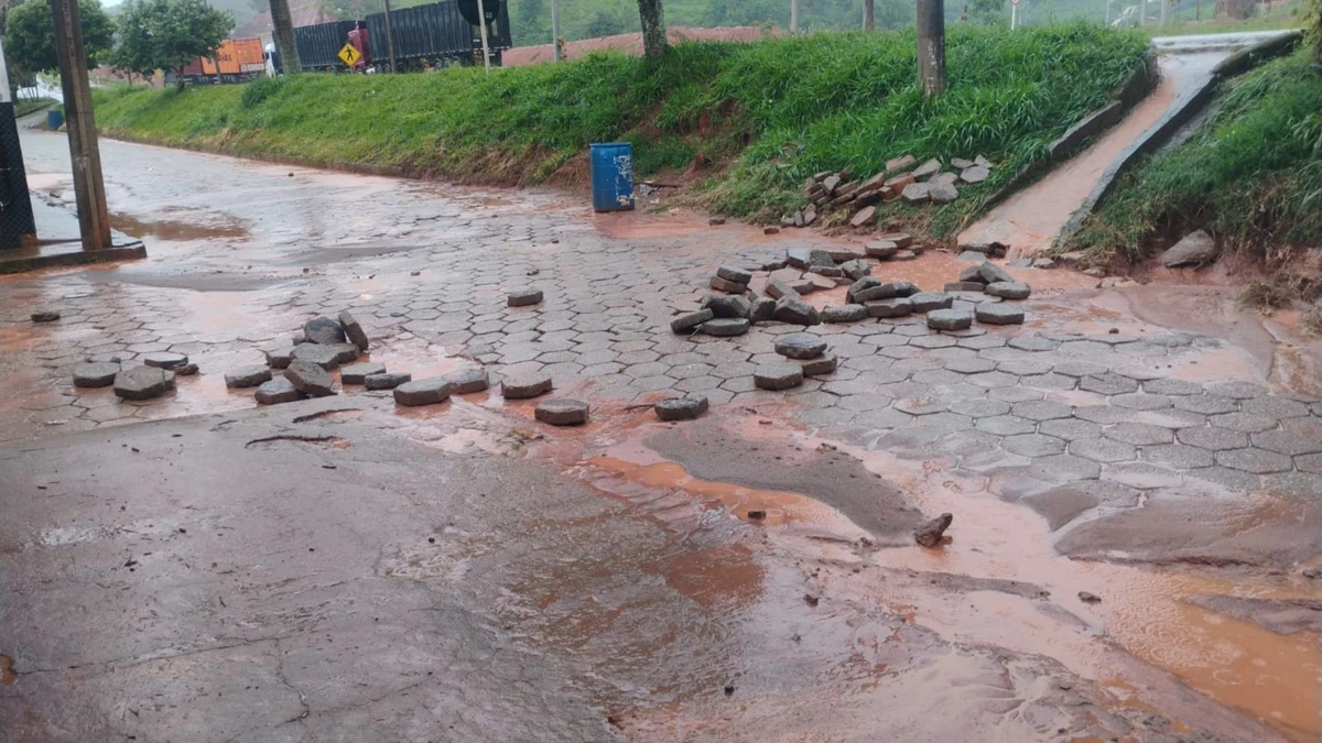Chuvas causaram danos em Guaçuí, no Caparaó do ES por Defesa Civil de Guaçuí