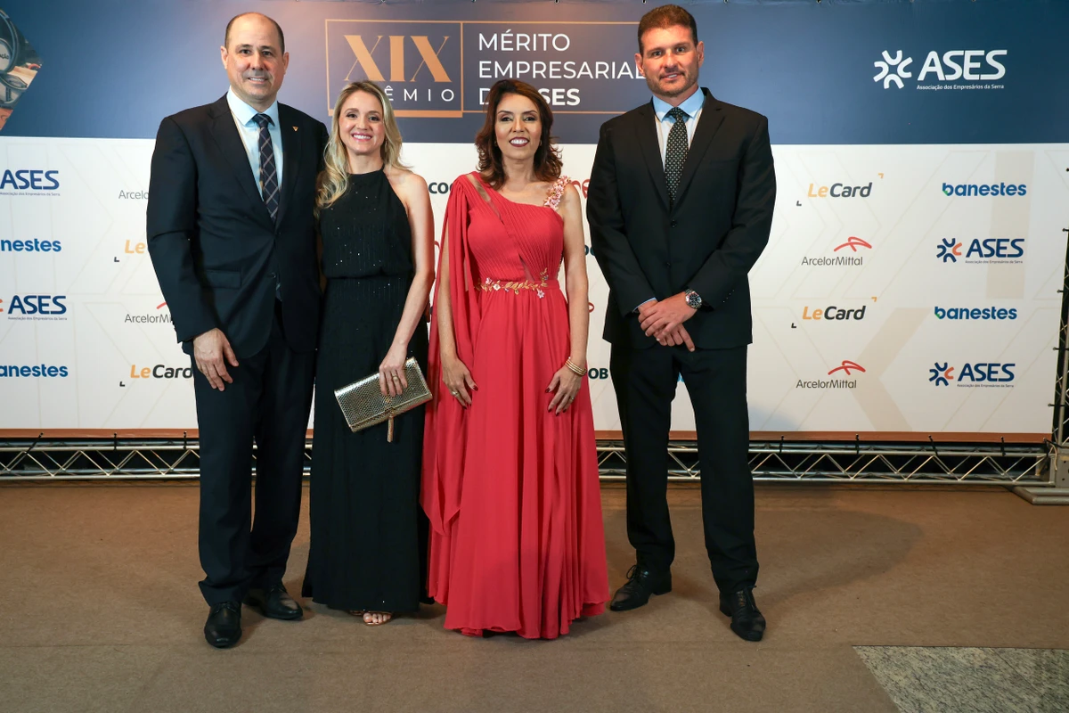 Nailson e Mila Dalla Bernardina, com Leonelle Lamas e Fabio Junger 