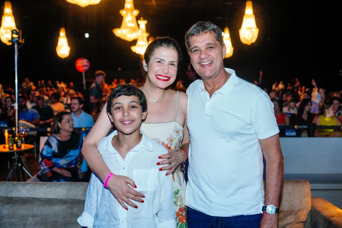 Vivian Coser, Ricardo Ferraço e o filho Arthur