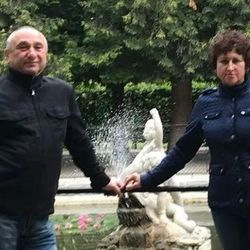 Boris Gurman, de 69 anos, se jogou diretamente contra os tiros para tentar tirar a arma do atirador