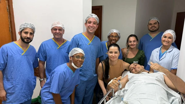 Luiz Fernando Mozer, 37, que sofreu um acidente durante um evento de motocross, recebeu uma dose do medicamento experimental