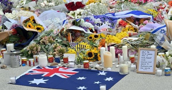 Polícia apura possíveis conexões internacionais e motivação extremista no ataque que chocou o país e deixou ao menos 15 mortos em Sydney.
