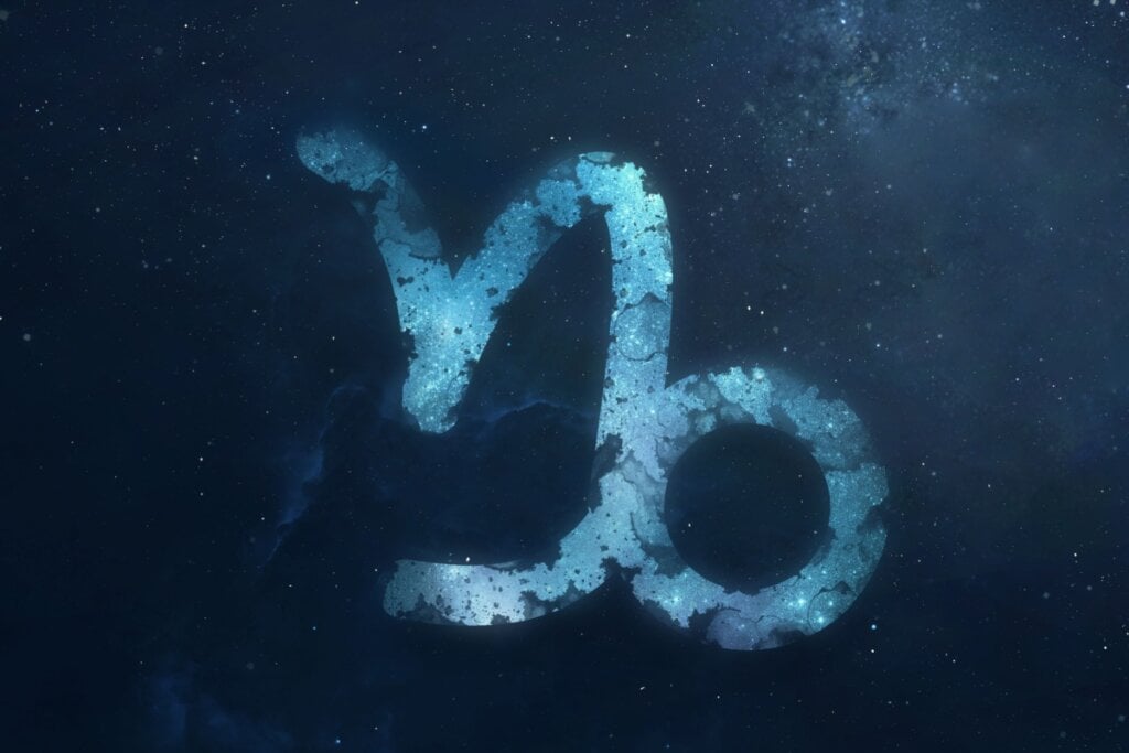 O capricorniano sentirá uma forte conexão com os amigos e grupos (Imagem: Dima Zel | Shutterstock)