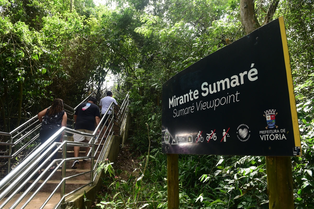 Mirante Sumaré - Parque da Fonte Grande, Vitória por Carlos Alberto Silva