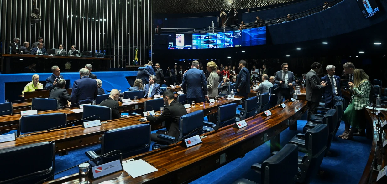 Encomendado pelo Estado de Minas, o levantamento testou cinco simulações, envolvendo nomes de diversas vertentes políticas