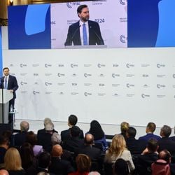 Uma análise da nova estratégia de segurança nacional do governo Trump e seus impactos na Europa, América Latina e no mundo