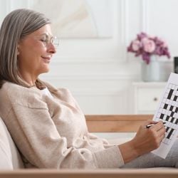 Mesmo durante o descanso, hábitos simples ajudam a estimular a mente, fortalecer a memória e promover mais qualidade de vida